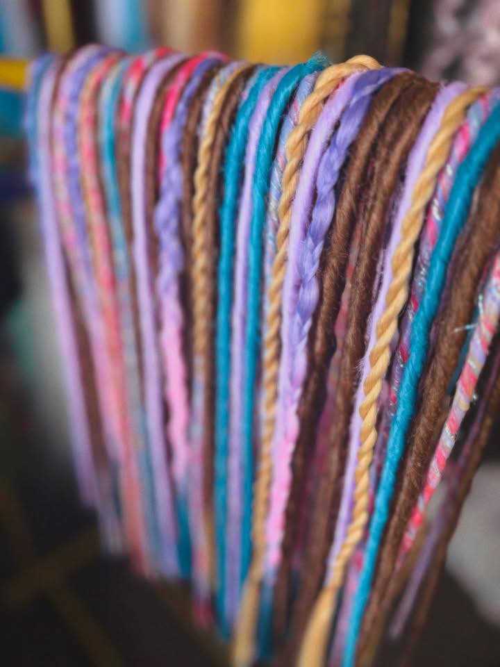 Dreadlocks, Braids & Twists
